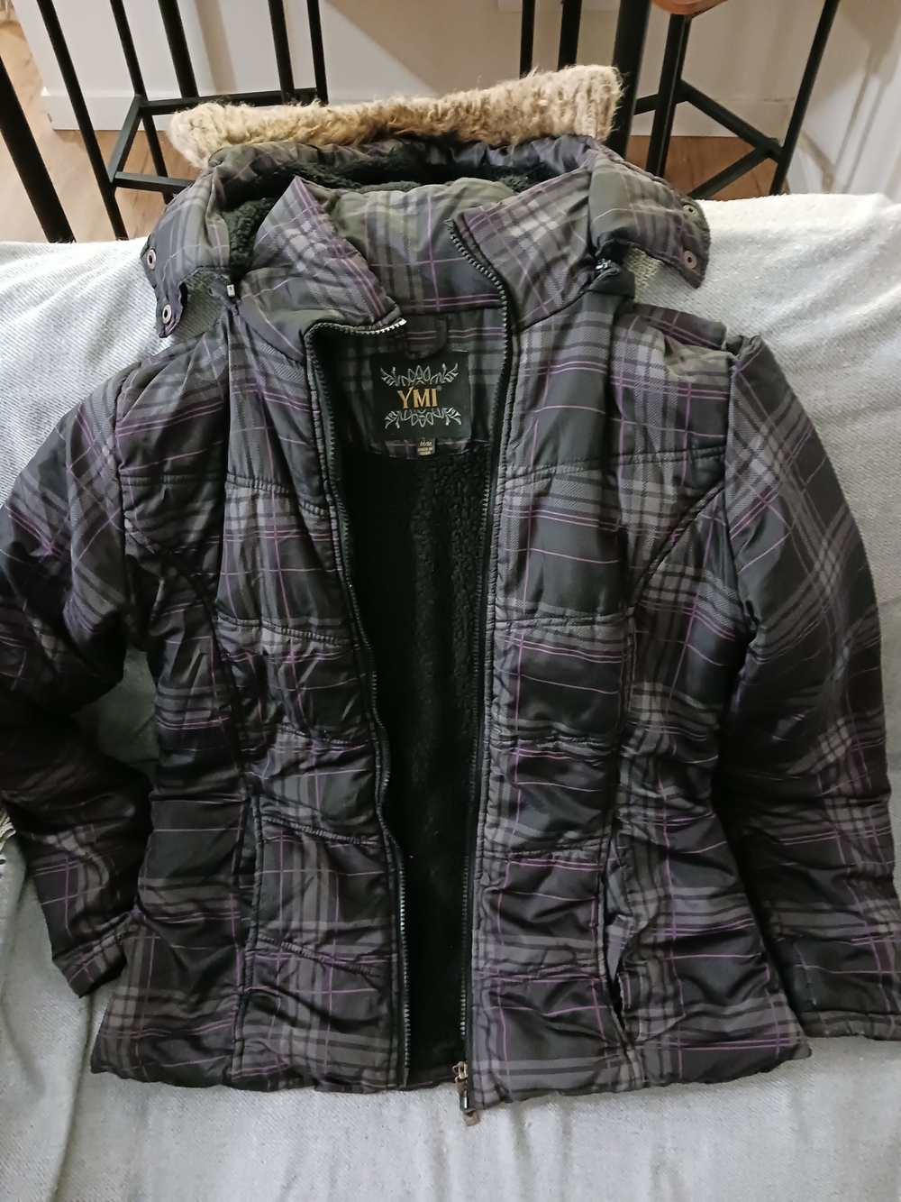 YMI Girls Plaid Puffer Jacket Size Medium